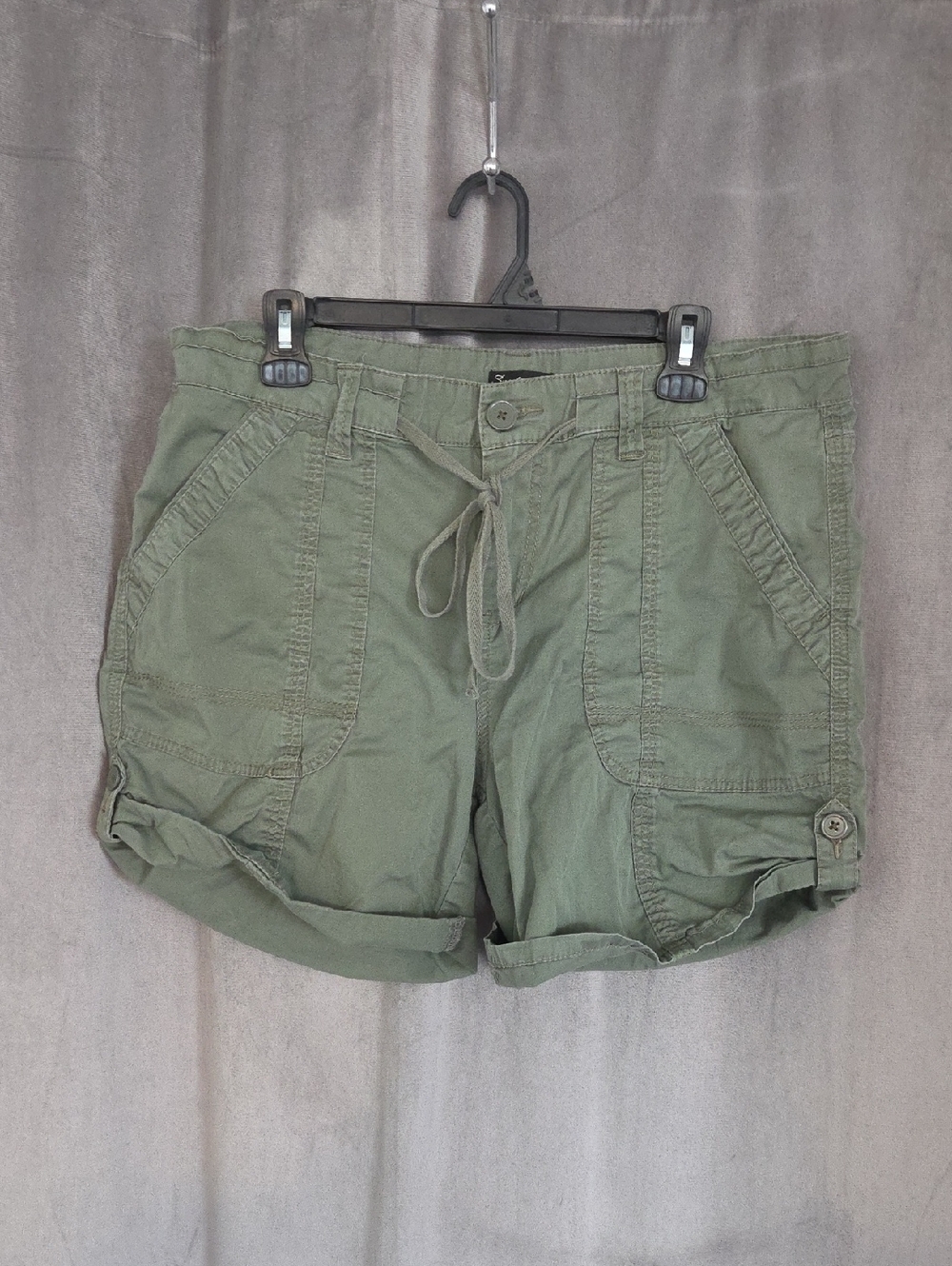 Size 14 Supplies Drawstring Cargo Shorts in Olive Green